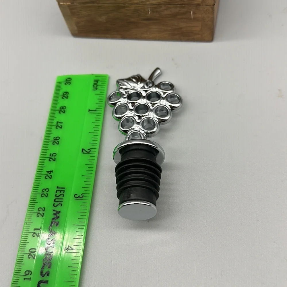 Prodyne metal bottle stopper NWT